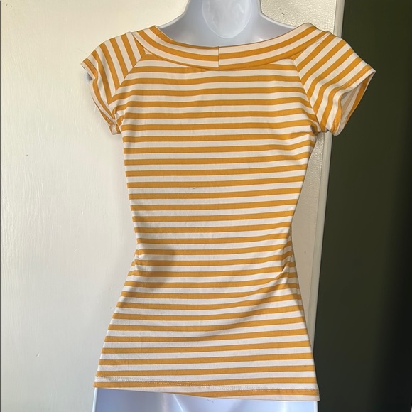 Steady Thrills Skirt + Retrolicious Boatneck Top in Mustard (set) - Picture 12 of 15